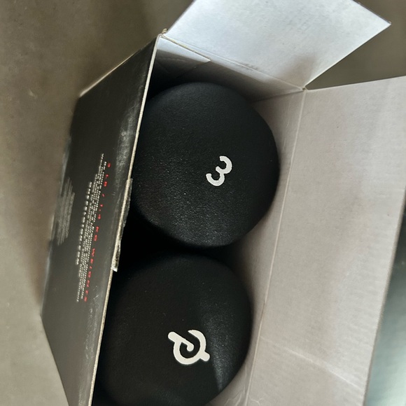 Peloton Cycling Shoes & Weights - Picture 3 of 3